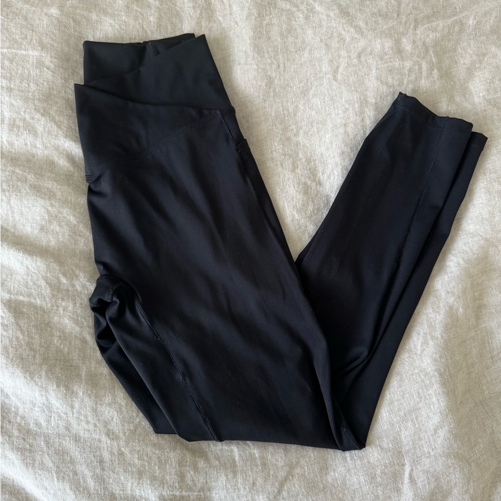 Halara patitoff leggings